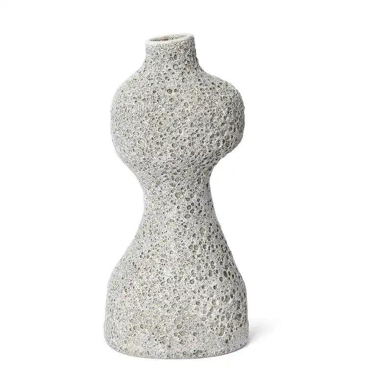Yara vas medium från Ferm Living Sista chansen