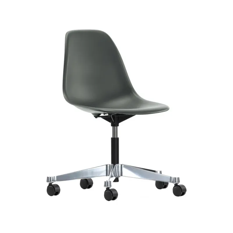 Eames Plastic Side Chair RE PSCC kontorsstol från Vitra Extra rabatt