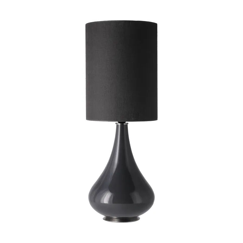 Fynd Renata bordslampa grå lampfot från Flavia Lamps