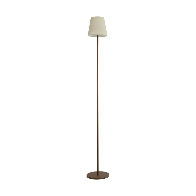 Billig Tyra floor portable golvlampa Ø14 cm från Watt & Veke