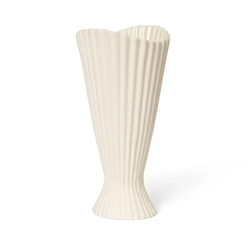 Fountain vas 23 cm från Ferm Living Begränsat erbjudande