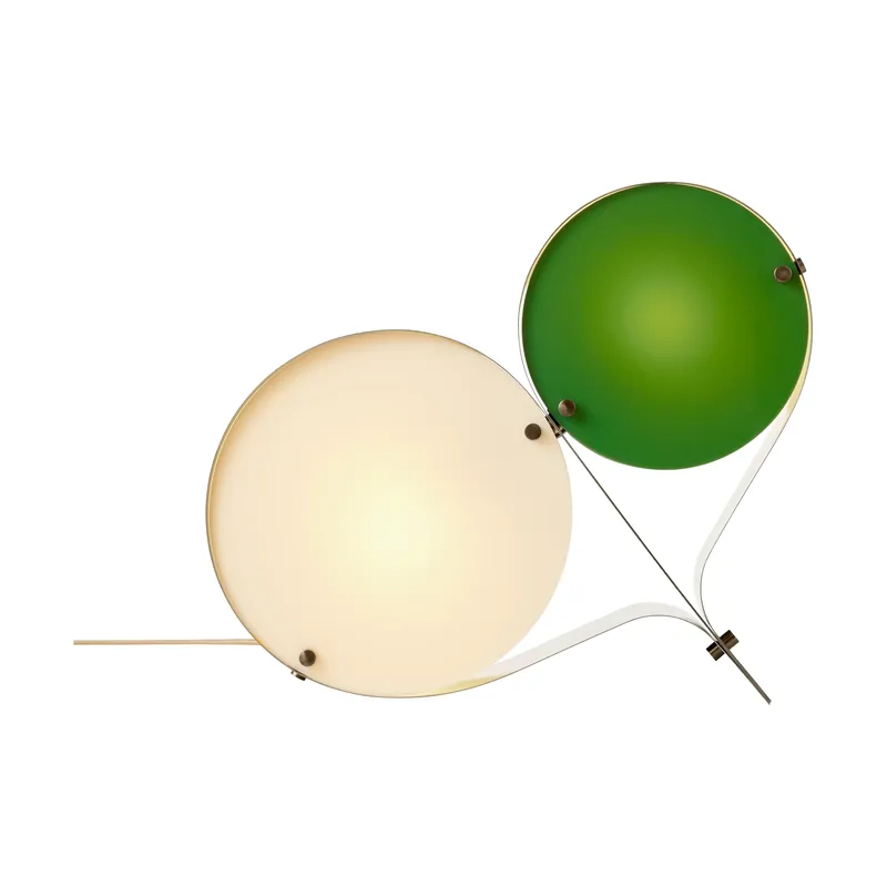 Handla nu Coppia bordslampa från GUBI