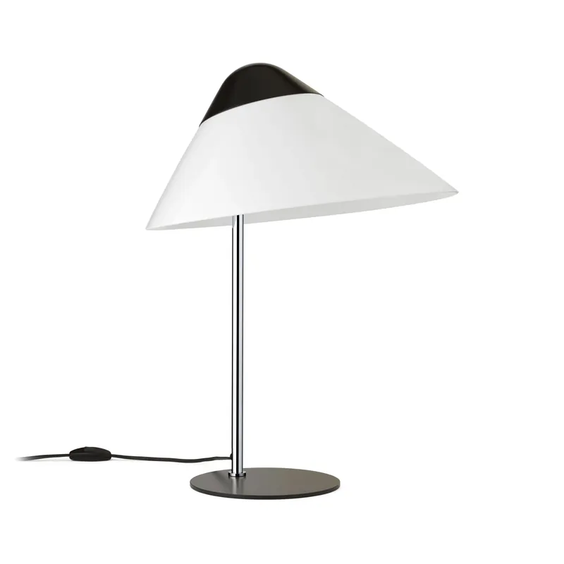 Fynd HJW02 Opala bordslampa Midi från Carl Hansen & Søn