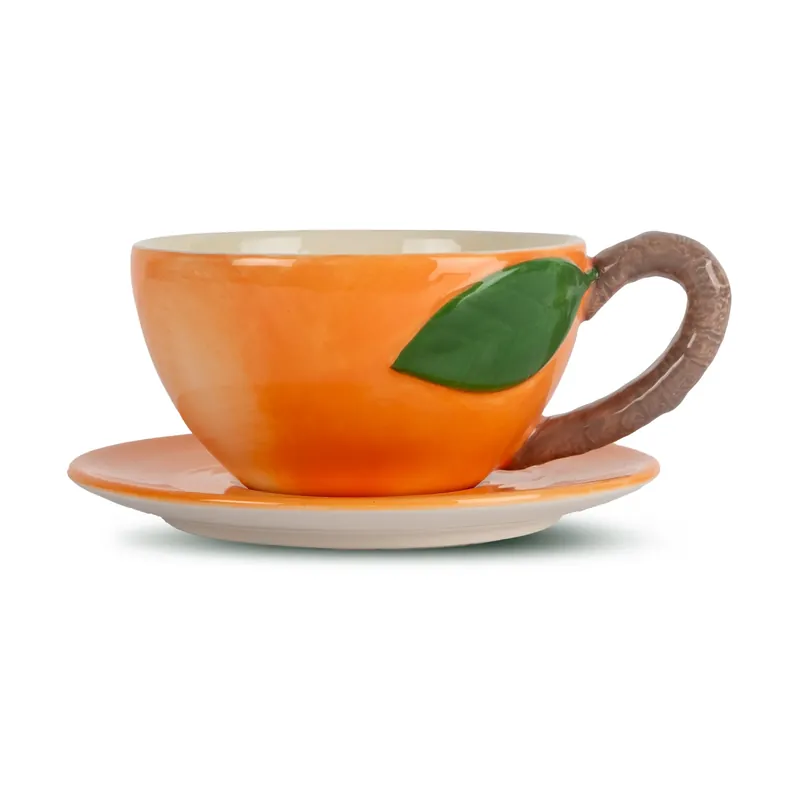 Billigare Peach kopp med fat från Byon