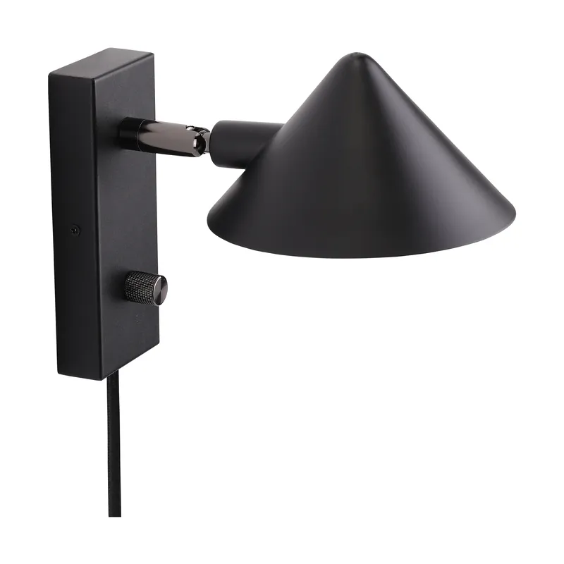 Erbjudande Kuro vägglampa från Watt & Veke