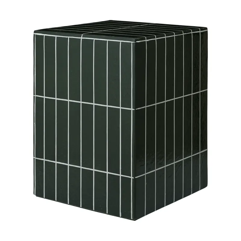 Fynd Pillar sidobord från Ferm Living