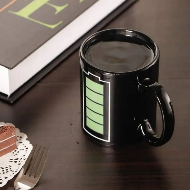 Snabb leverans Magisk Mugg med Batteriindikator - 330 ml